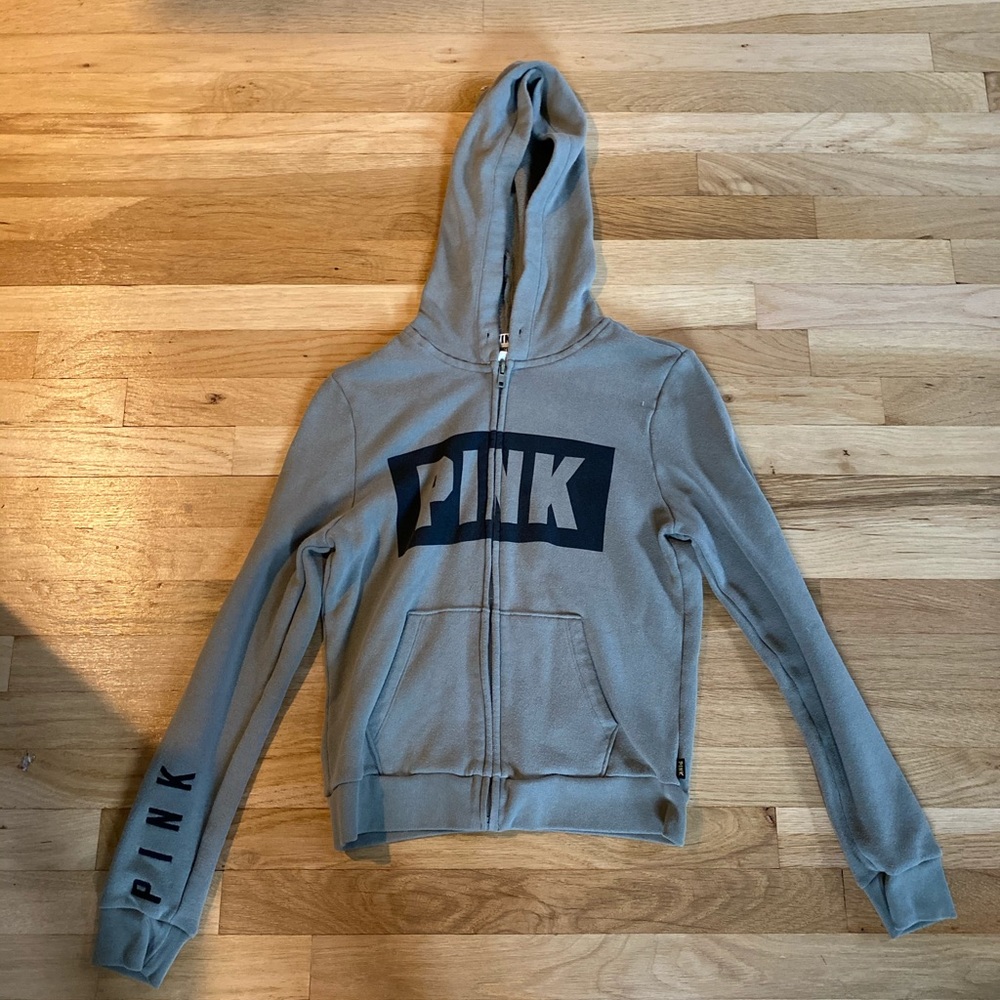 Pink brand lightly worn hooded sweatshirt.